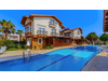 Villa kaufen in Belek, mit Stellplatz, 350 m² Wohnfläche, 5 Zimmer